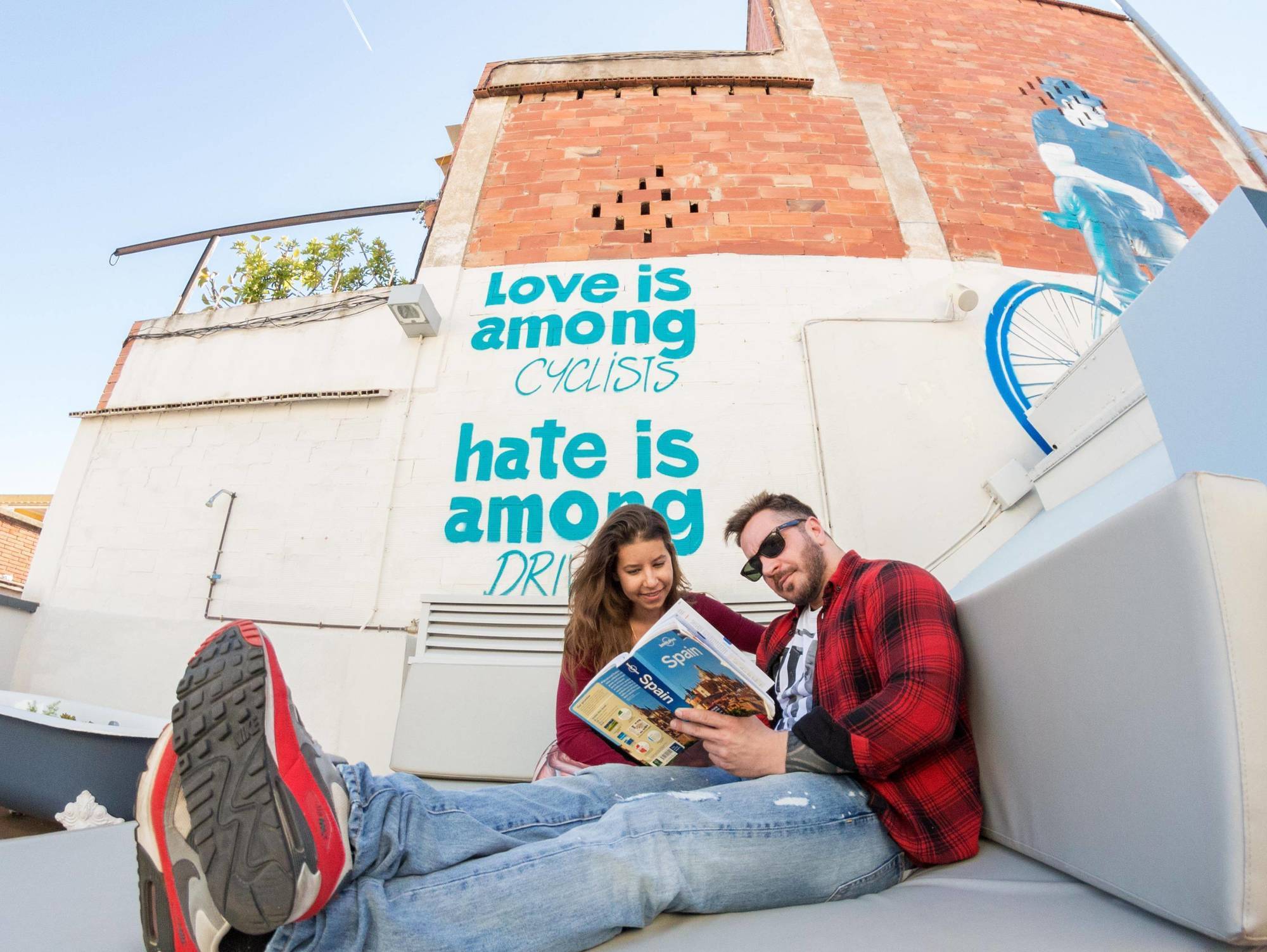 Sant Jordi Gracia Hostel Barcelona